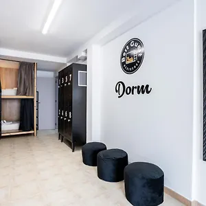 Albergue Guest, Lagos